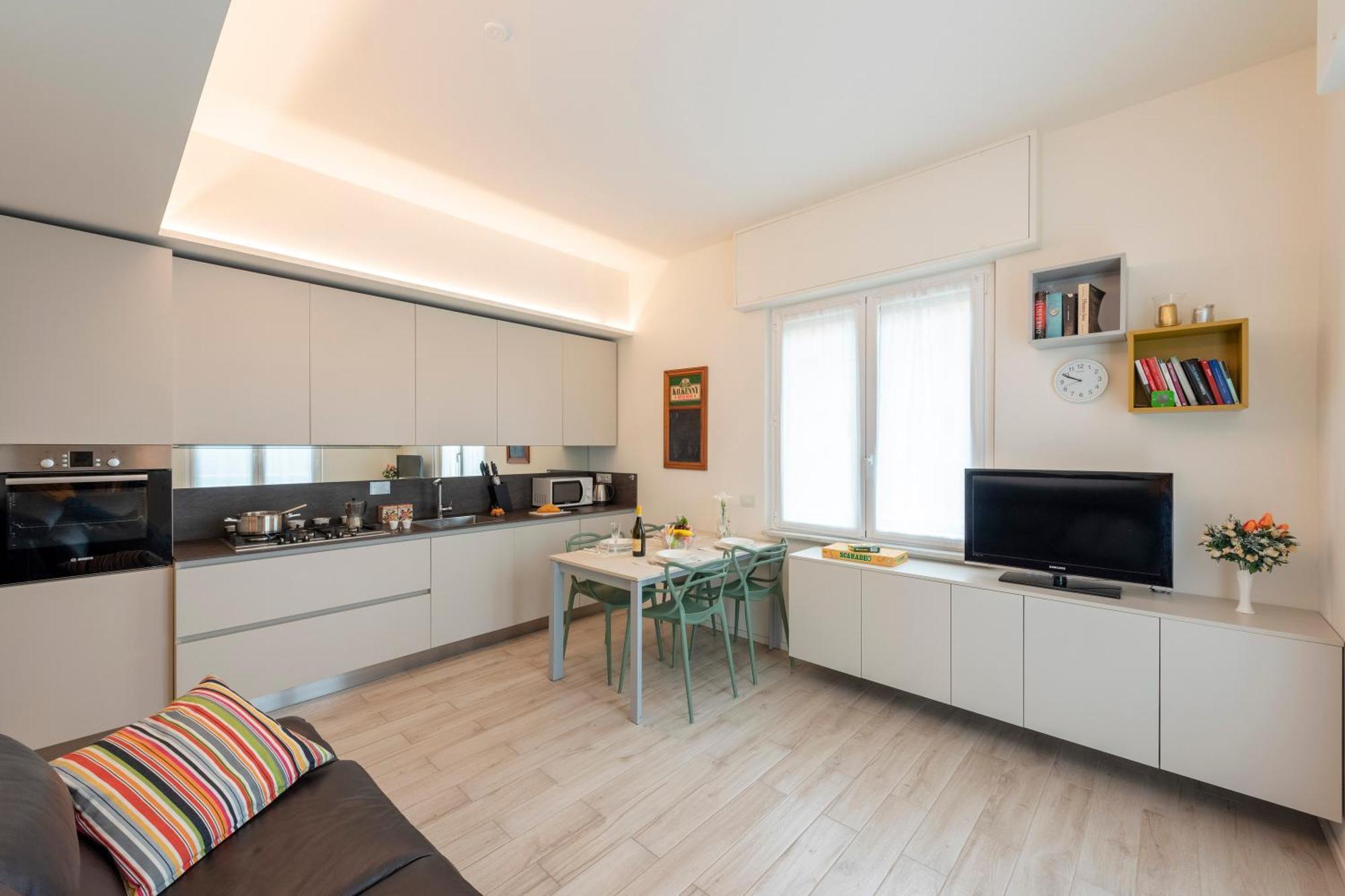 Cozy Flat In - Happy